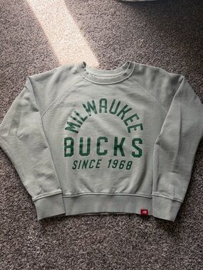 Milwaukee Bucks Vintage-Wash Sage Green Crewneck Sweatshirt - Wmns Small